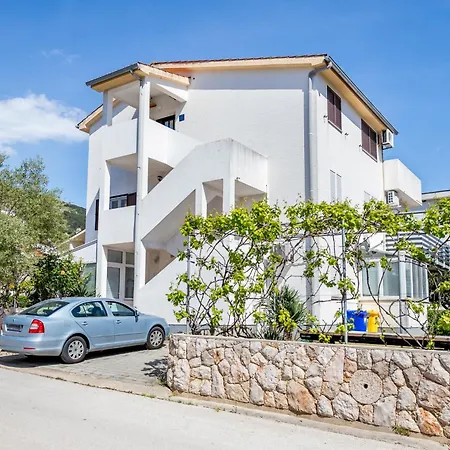 Apartament Romanse *