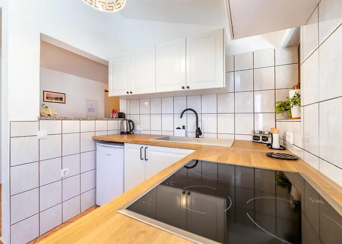 Romanse * باشْكا