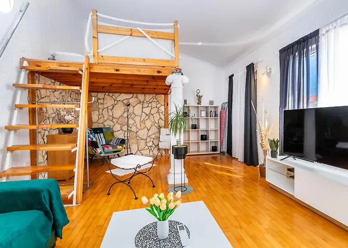 Romanse * باشْكا